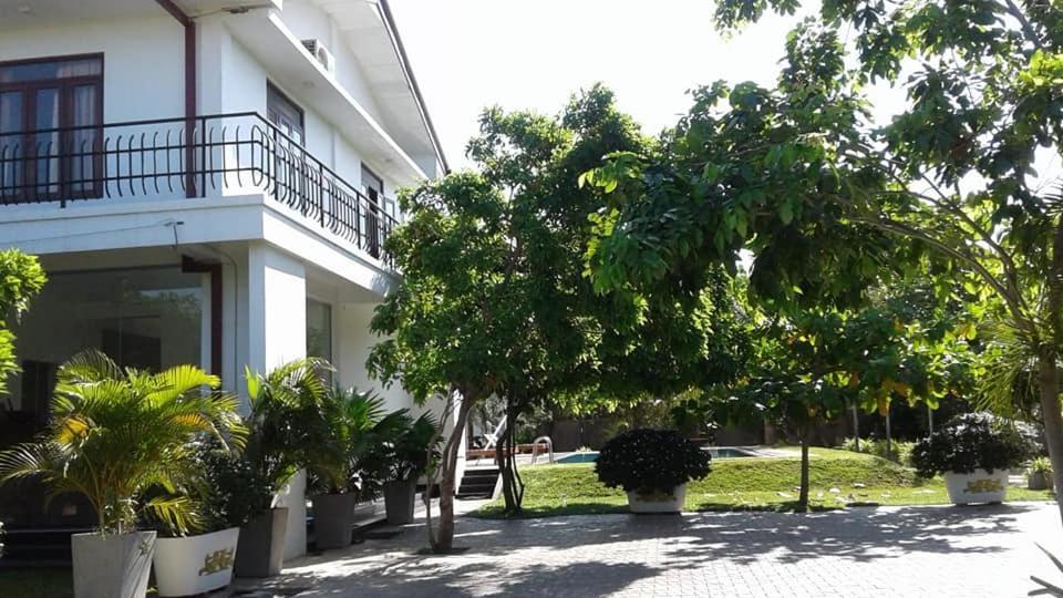 Sea Lagoon Beach Hotel Trincomalee Ngoại thất bức ảnh