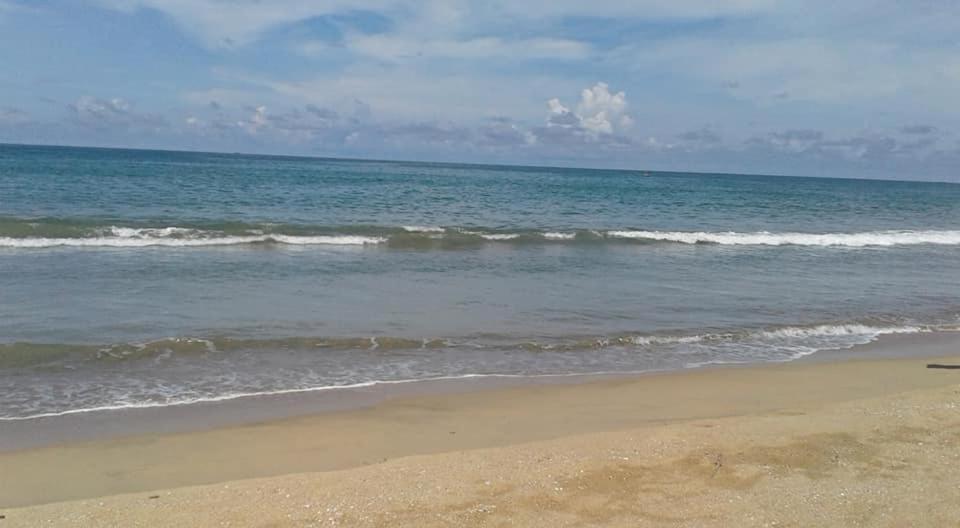 Sea Lagoon Beach Hotel Trincomalee Ngoại thất bức ảnh