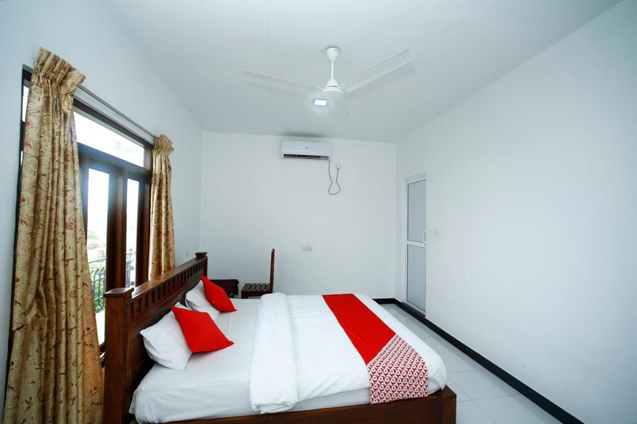 Sea Lagoon Beach Hotel Trincomalee Ngoại thất bức ảnh