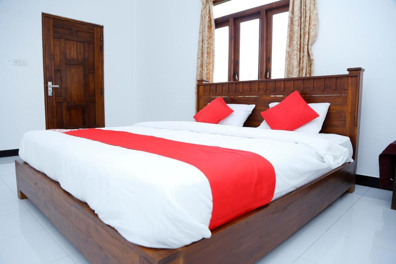 Sea Lagoon Beach Hotel Trincomalee Ngoại thất bức ảnh